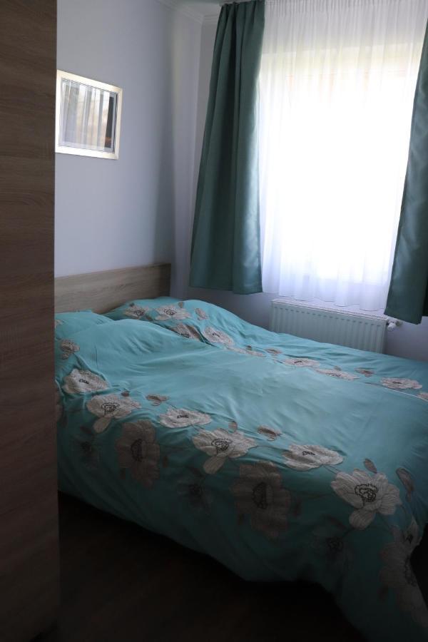 Liget Apartmanhaz Kehidakustány Exterior photo